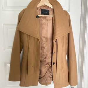 Aritzia Connor Coat in size XXS camel colour